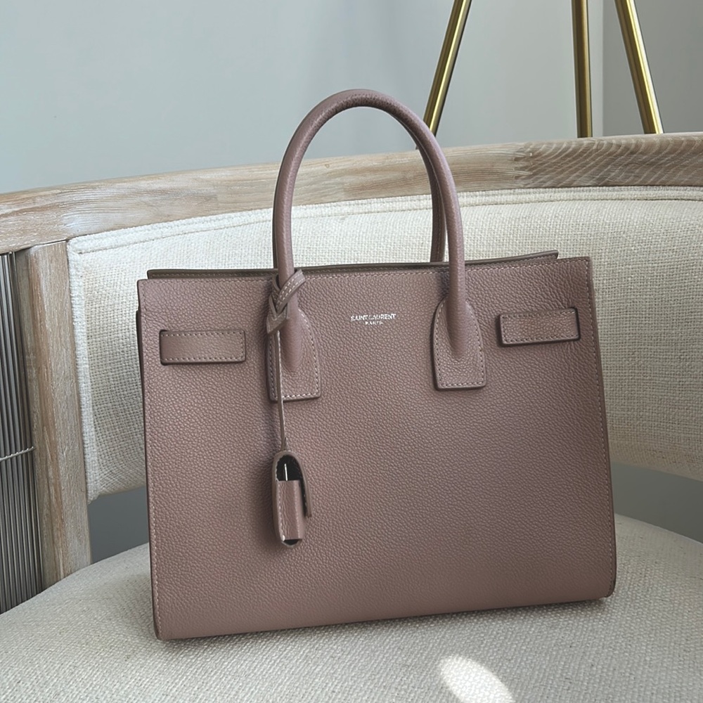 Yves Saint Laurent Sac de Jour Nano bag in a dusty pink color!
